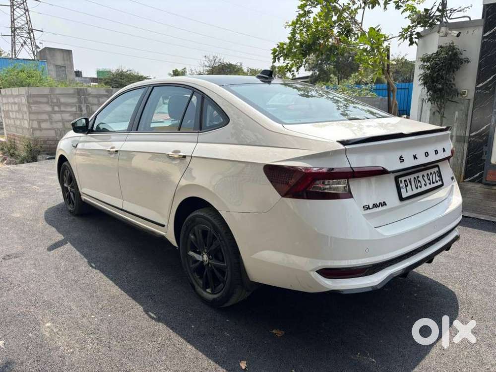 Skoda Slavia 1.0 Style Non-sunroof Tsi, 2024, Petrol