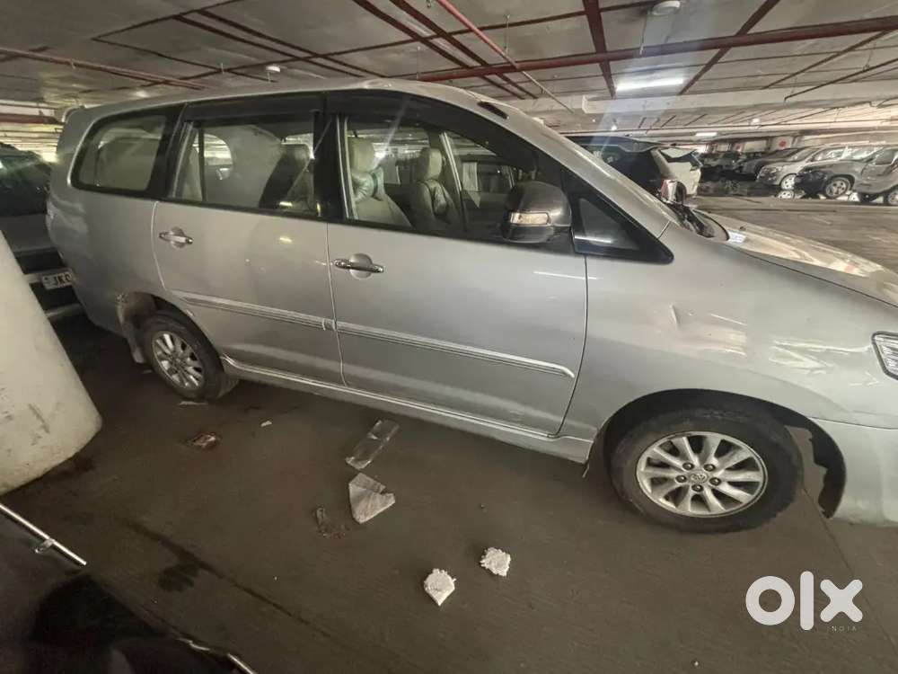 Toyota Innova Crysta 2012 Diesel