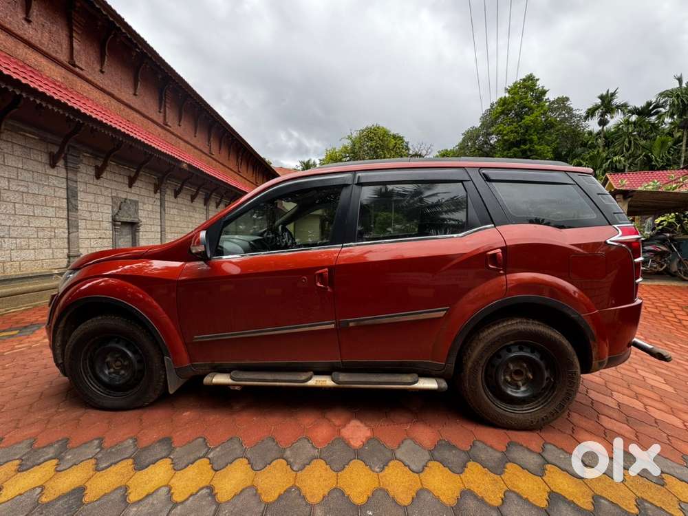 Mahindra Xuv500 2016 photo 4