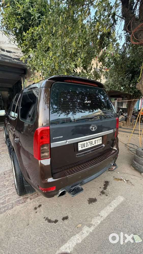 Tata Safari Storme 2015 Diesel Manual Year