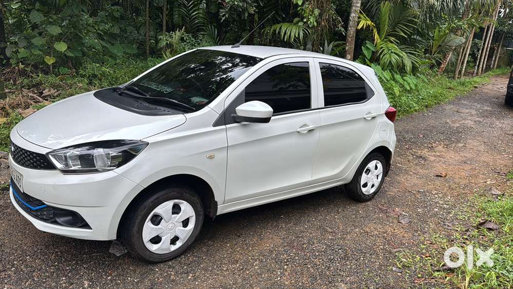 Tata Tiago Petrol Manual 2017 Km Driven
