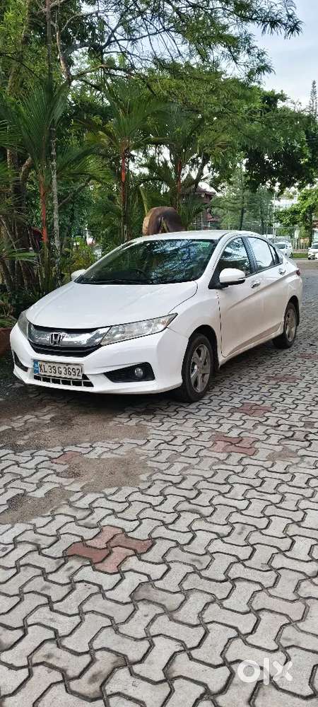 Honda City Diesel 1.5 V I-dtec 2014 Company Service