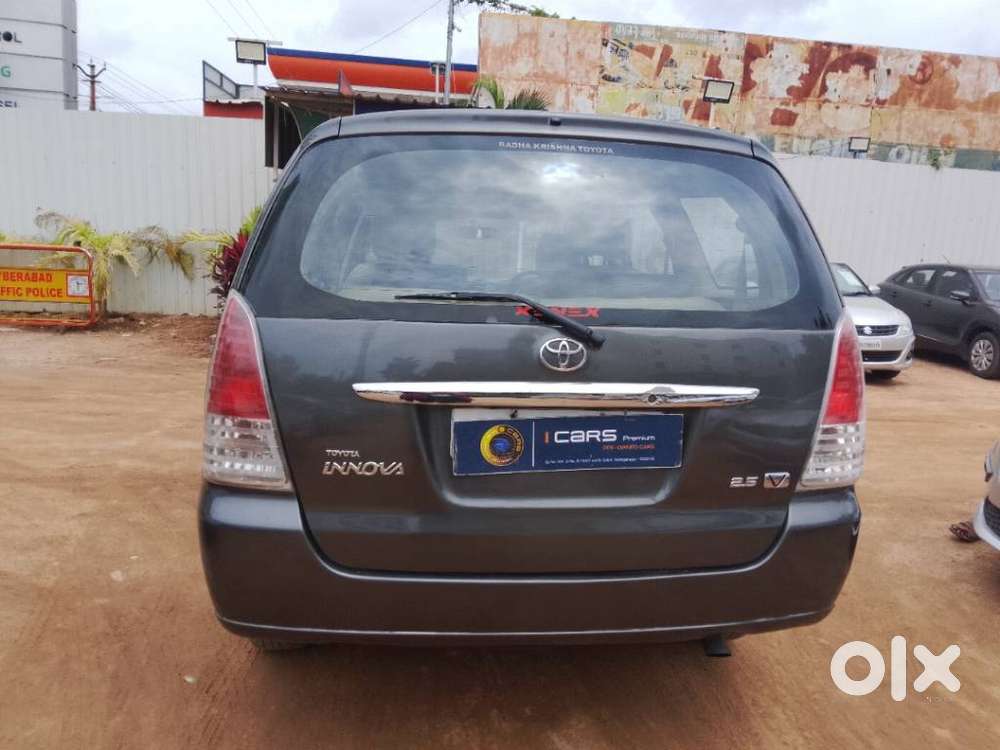 Toyota Innova 2.5 V 7 Str, 2010, Diesel