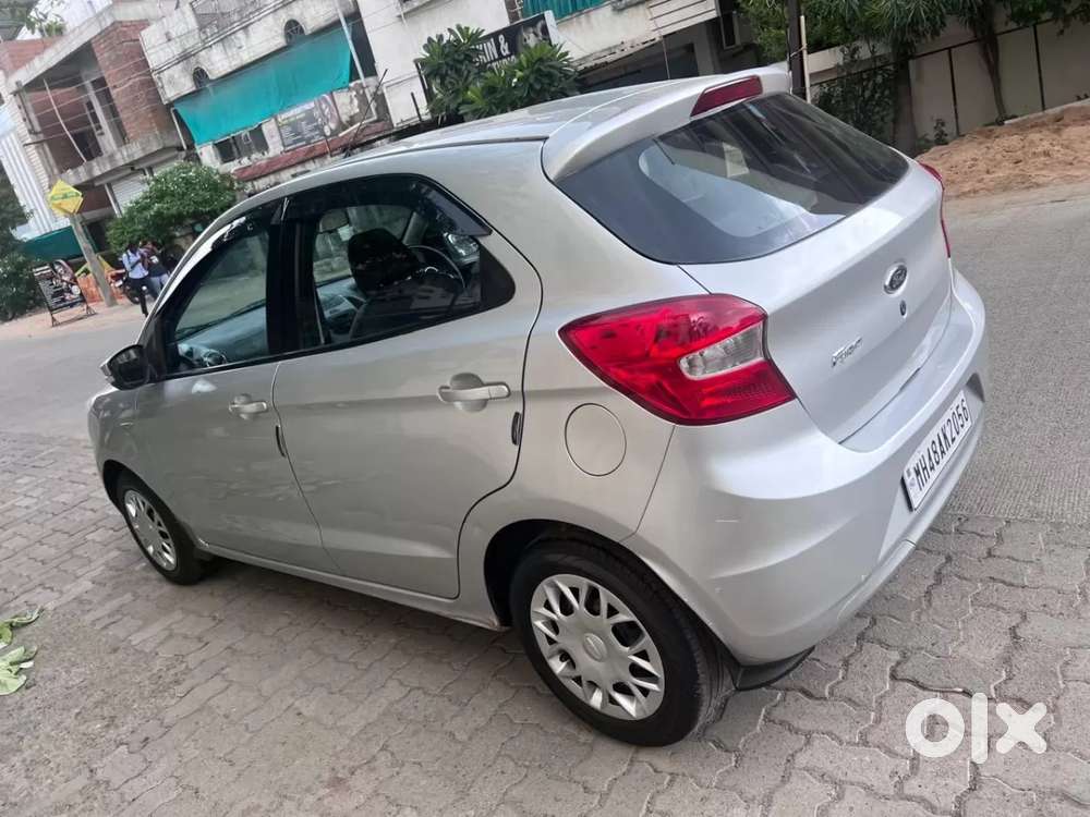 Ford Figo Titanium, 2016, Petrol