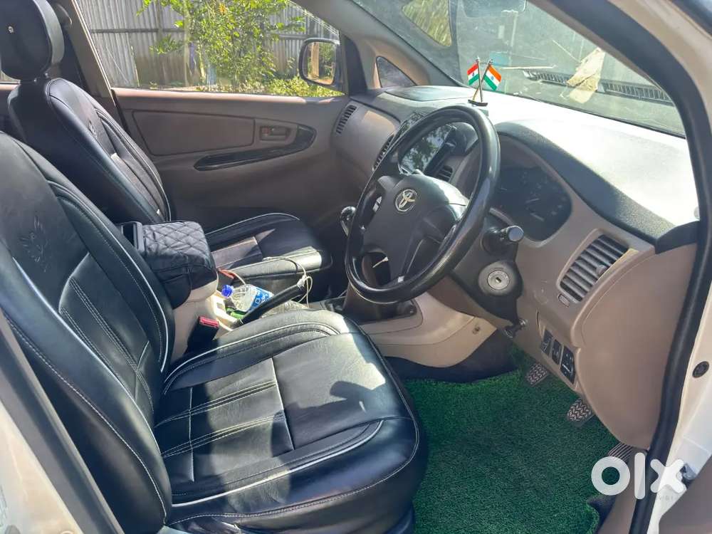 Toyota Innova 2015 Diesel 151000 Km Driven