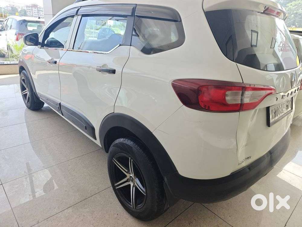 Renault Triber, 2022, Petrol