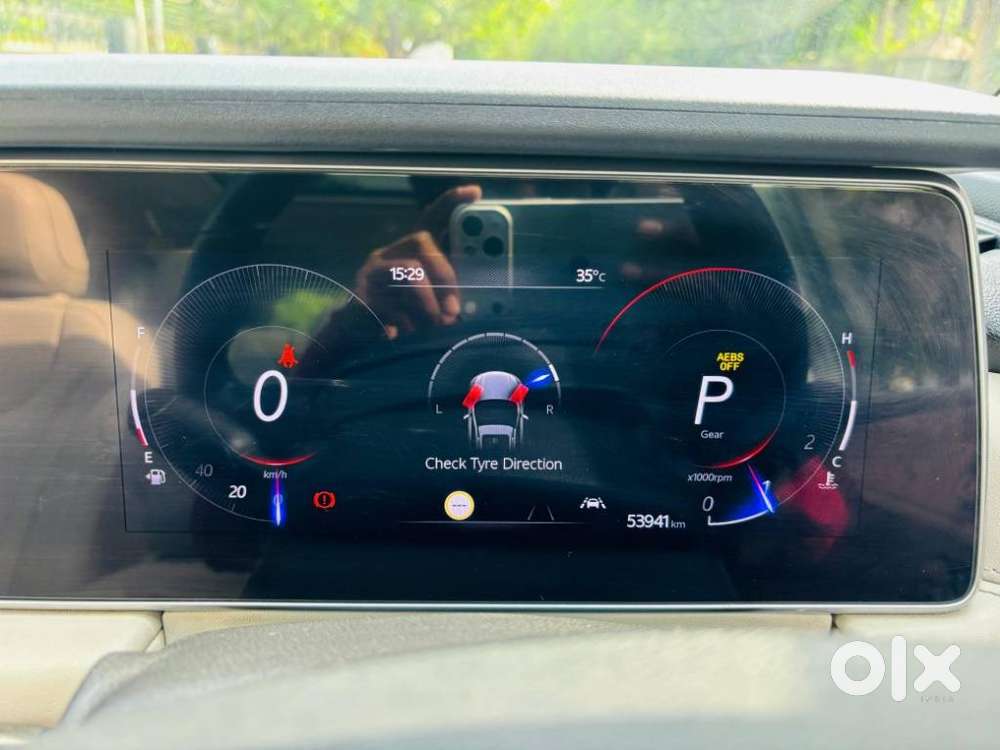 Mahindra Xuv700 Ax7 Luxury Pack Awd, 2022, Diesel