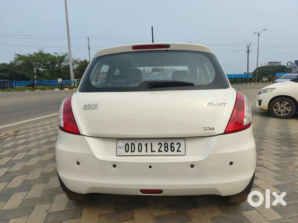 Maruti Suzuki Swift 1.3 Zxi, 2016, Petrol