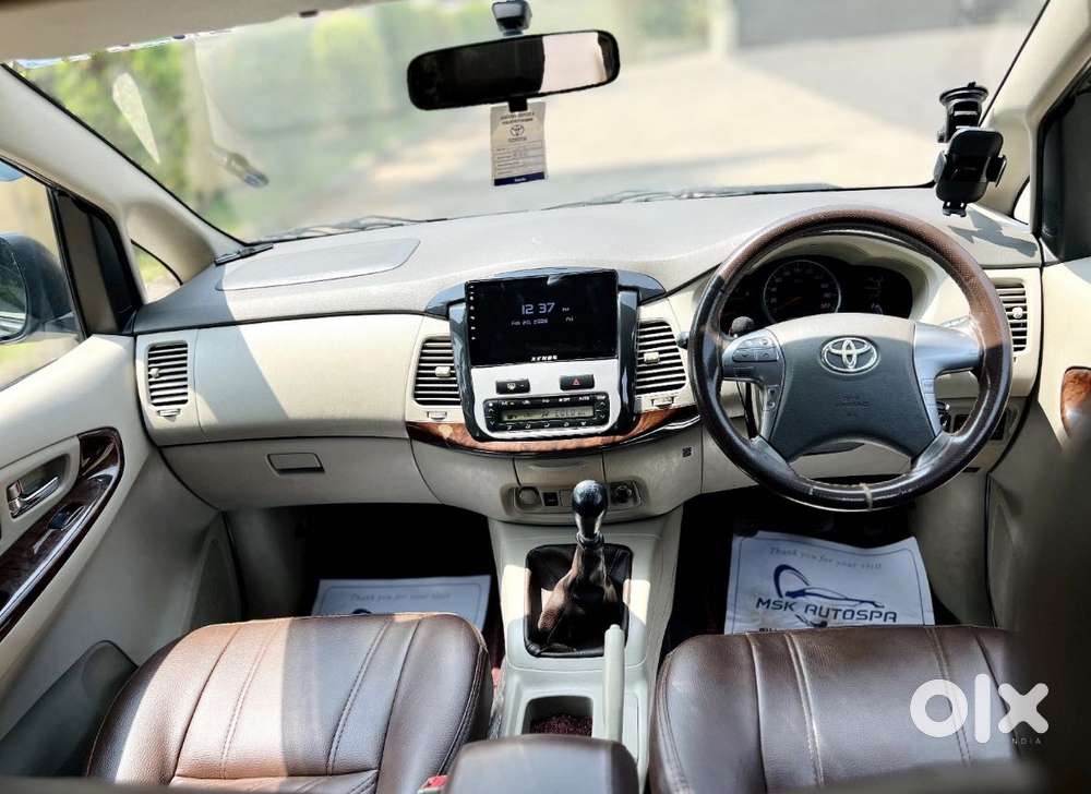 Toyota Innova 2.0 V, 2014, Diesel