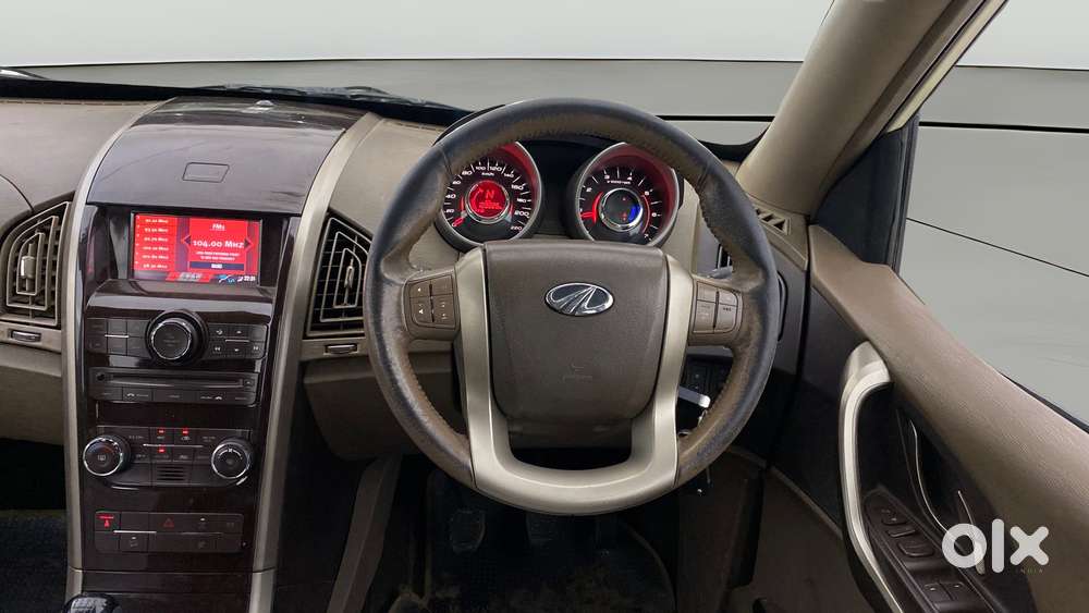 Mahindra Xuv500 W8, 2015, Diesel