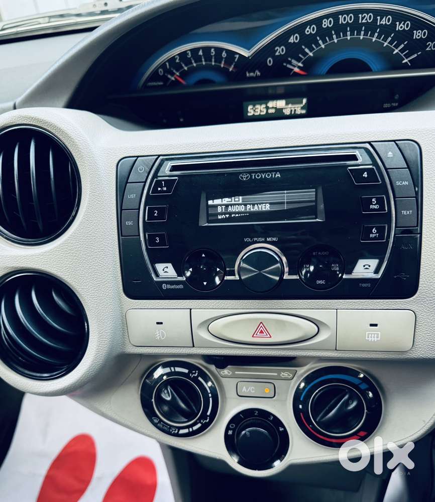 Toyota Etios 1.5 V, 2016, Petrol