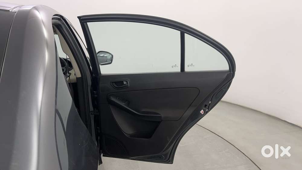 Tata Zest  Revotron 1.2t Xm, 2015, Petrol