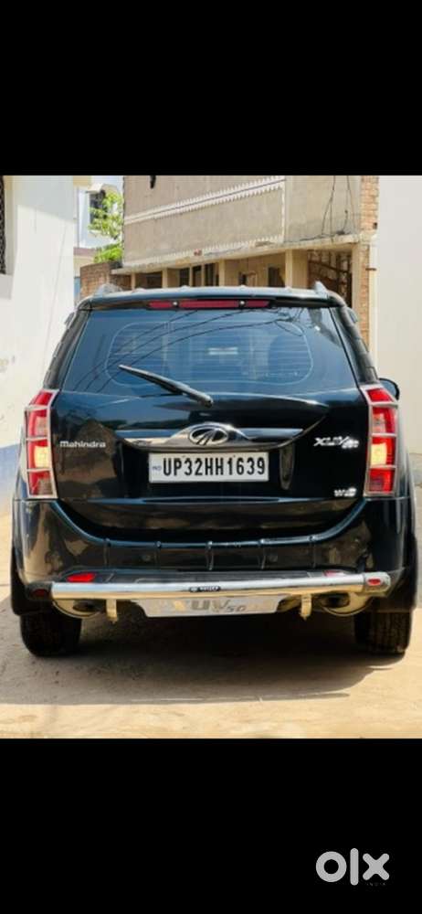 Mahindra Xuv500 2016 Diesel 130000 Km Driven