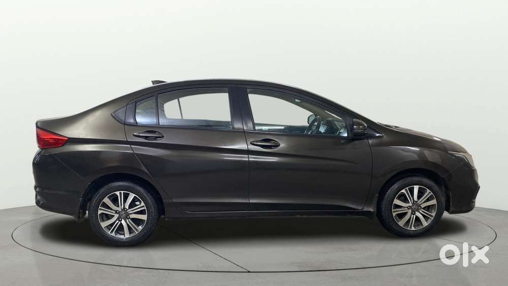 Honda City I-vtec Sv, 2018, Petrol