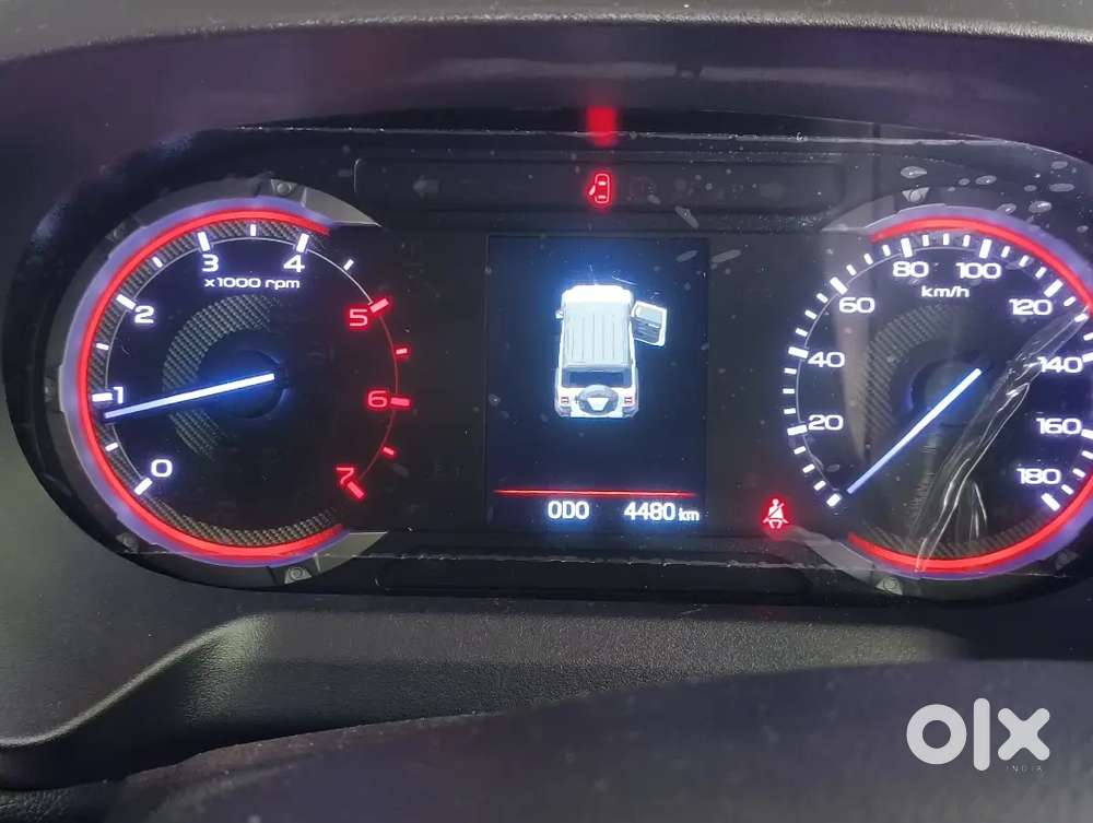 Mahindra Thar Roxx 2025 Diesel 4500 Km Driven