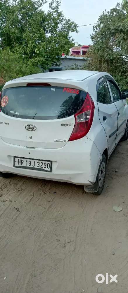 Hyundai Eon 2015 First Owner 76100 Km Good Condition