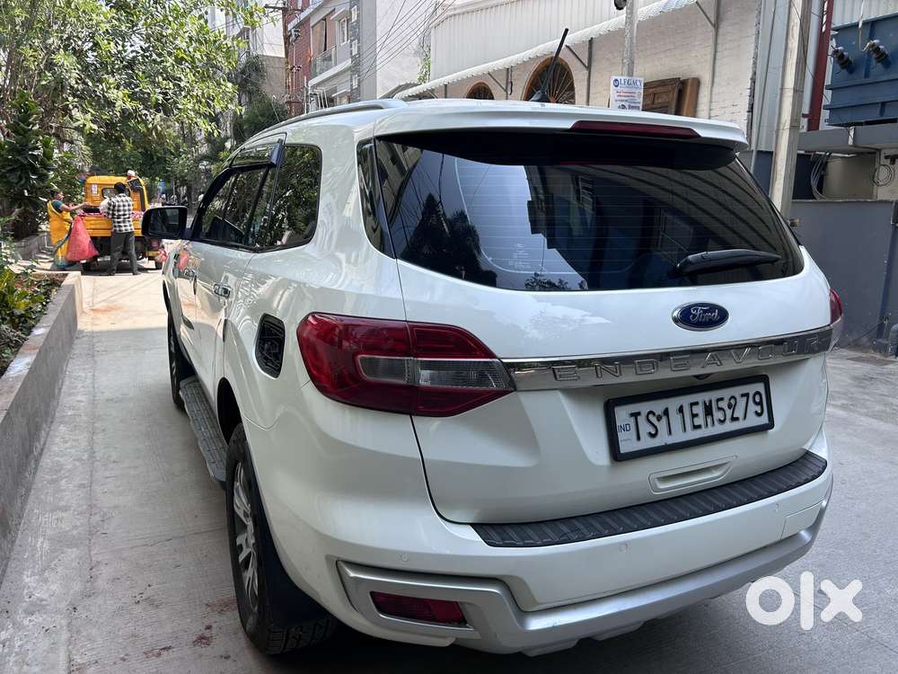 Ford Endeavour 3.2 Titanium 4x4 At, 2017, Diesel