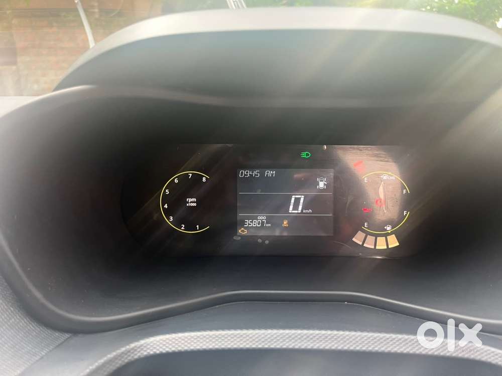 Tata Nexon Cng & Hybrids 36000 Km Driven
