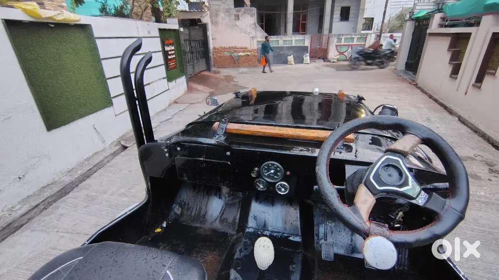 Mahindra Jeep Commander 1999