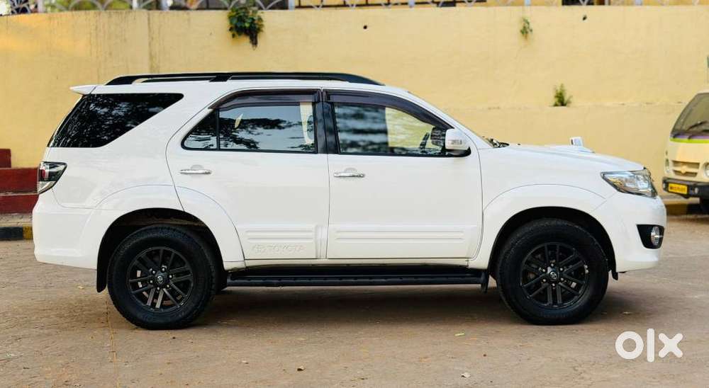Toyota Fortuner 4x4 Mt, 2015, Diesel