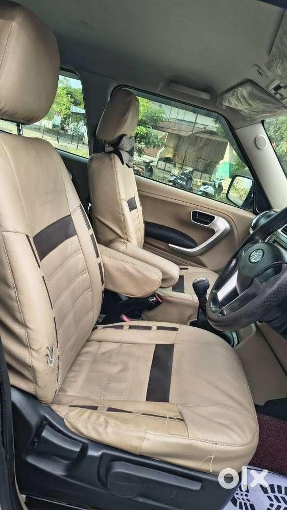 Mahindra Tuv 300 T10, 2018, Diesel