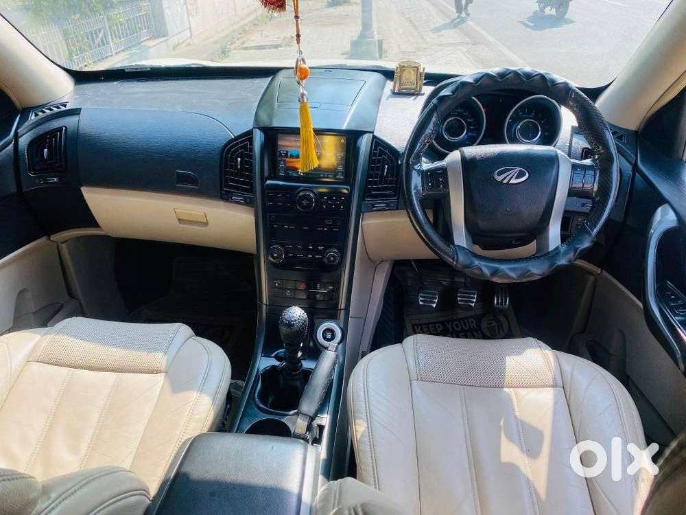 Mahindra Xuv500 At W10 Awd, 2015, Diesel