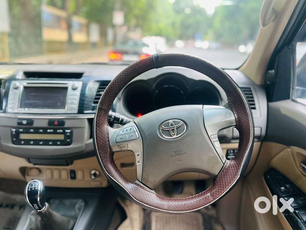 Toyota Fortuner 4x2 Manual, 2013, Diesel