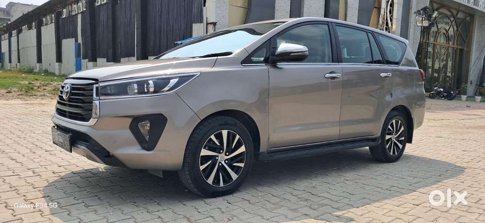 Toyota Innova Crysta [2020-ongoing] 2.4 Zx 7 Str, 2022, Diesel