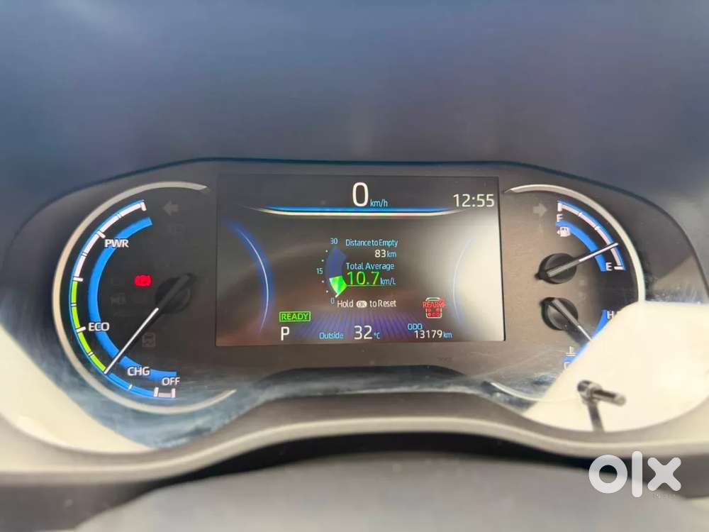 Toyota Innova Hycross 2.0 Vx (o) Hybrid 7 Str, 2025, Petrol