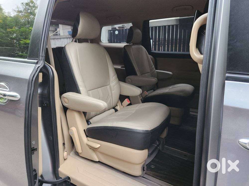 Kia Carnival Premium, 2020, Diesel