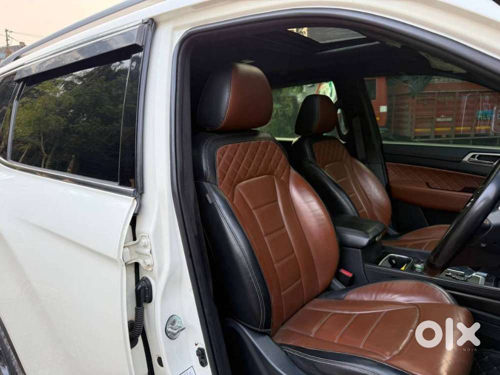 Mahindra Alturas G4 4wd At, 2020, Diesel