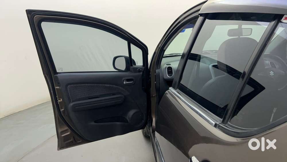 Maruti Suzuki Ritz Vxi, 2016, Petrol