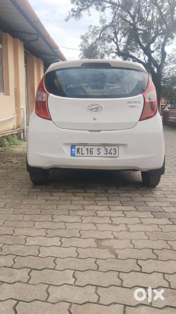 Hyundai Eon 2017 Petrol 72000 Km Driven