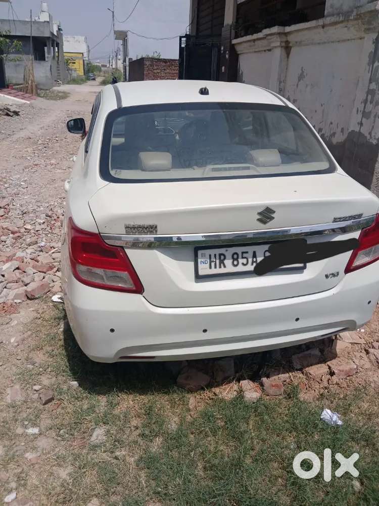 Maruti Suzuki Dzire 2018 Petrol 75000 Km Driven