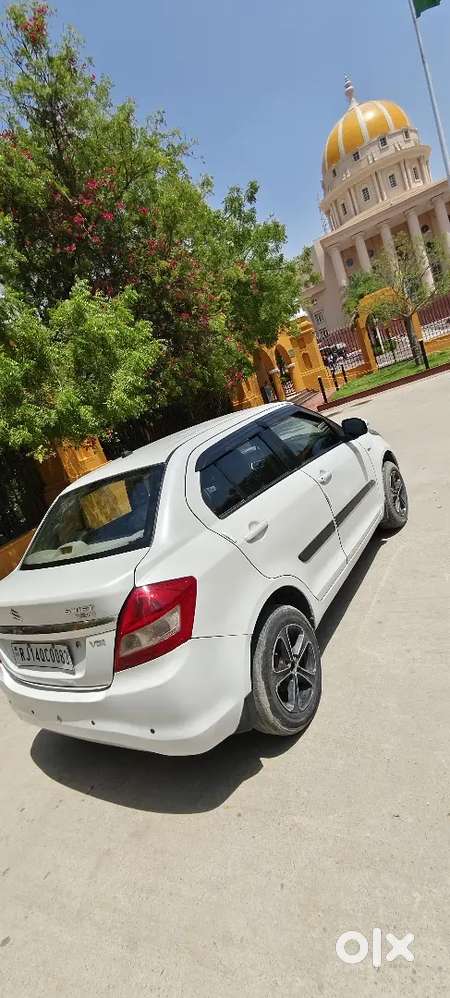 Maruti Suzuki Swift Dzire 2015 Diesel 90000 Km Driven
