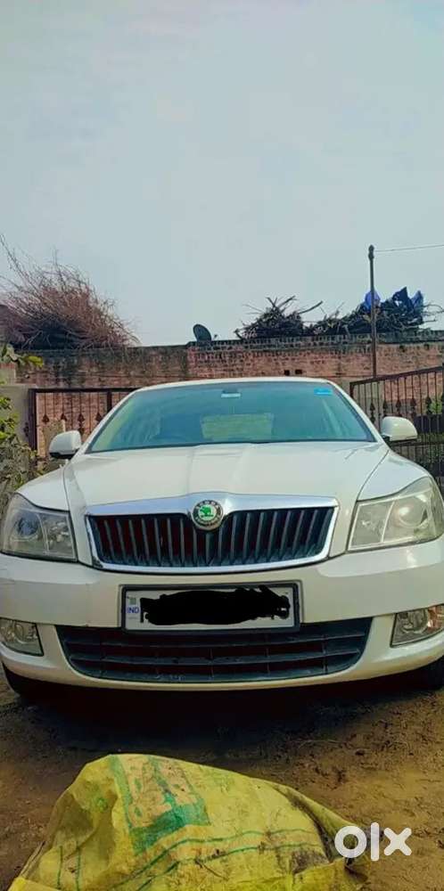 Skoda Laura 2010 Petrol Manual