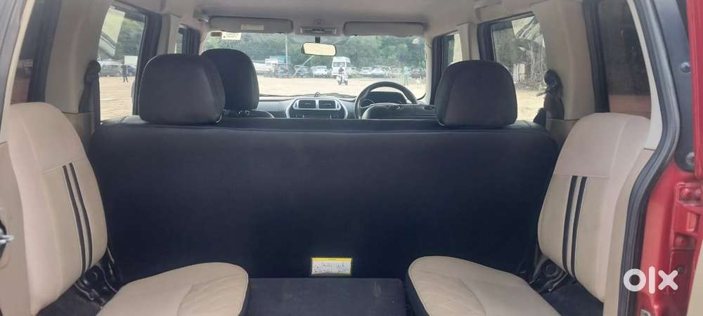 Mahindra Tuv 300 T10, 2018, Diesel