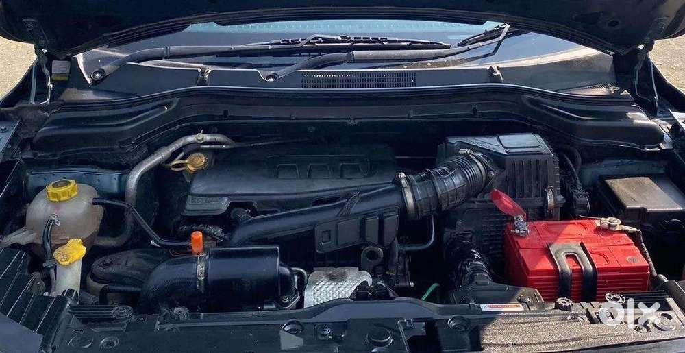 Mahindra Xuv300 W8 Option, 2019, Petrol