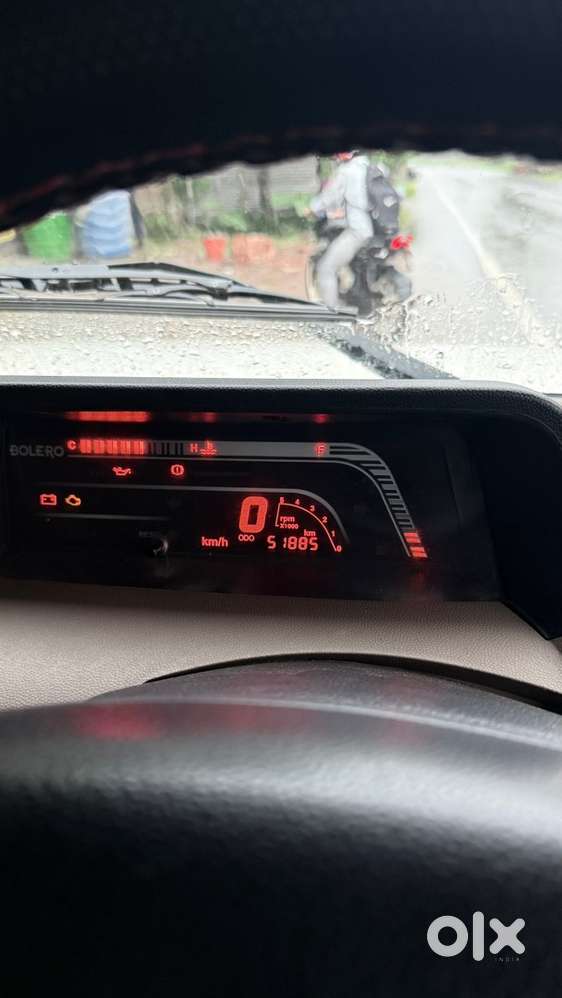 Single Handed Use Mahindra Bolero