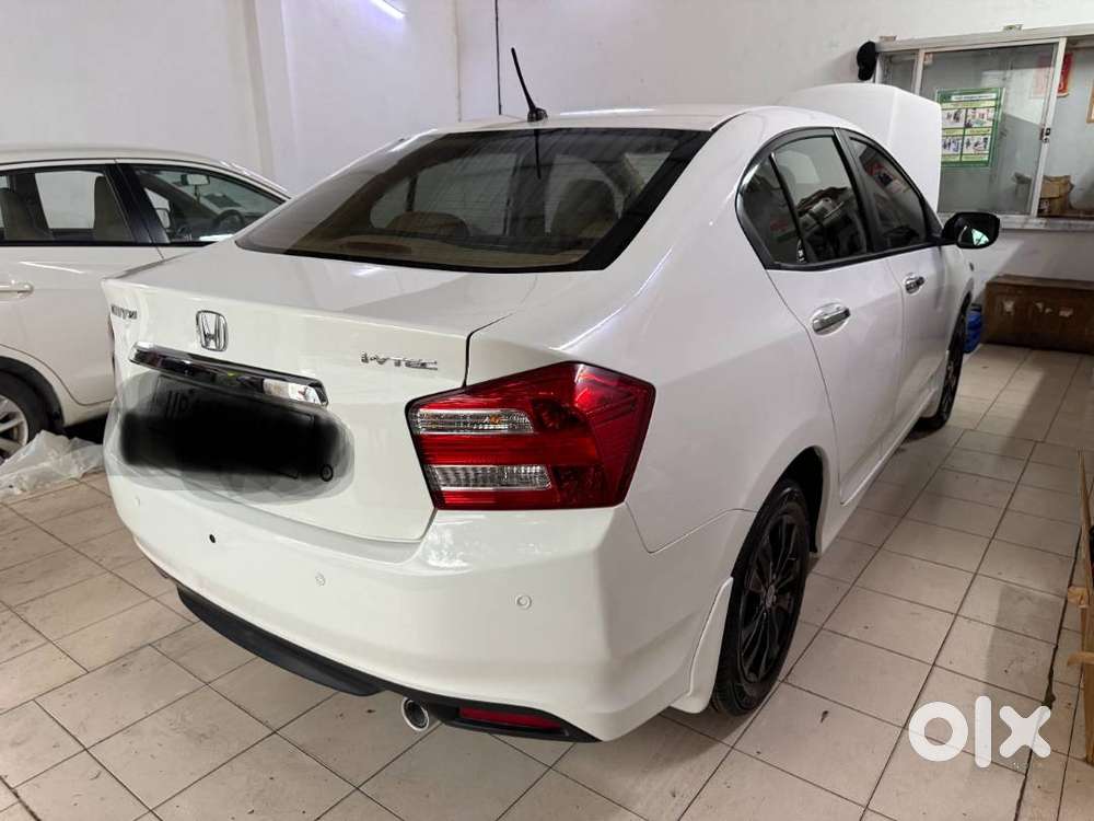 Sparingly Used Scratchless Low Driven Honda City