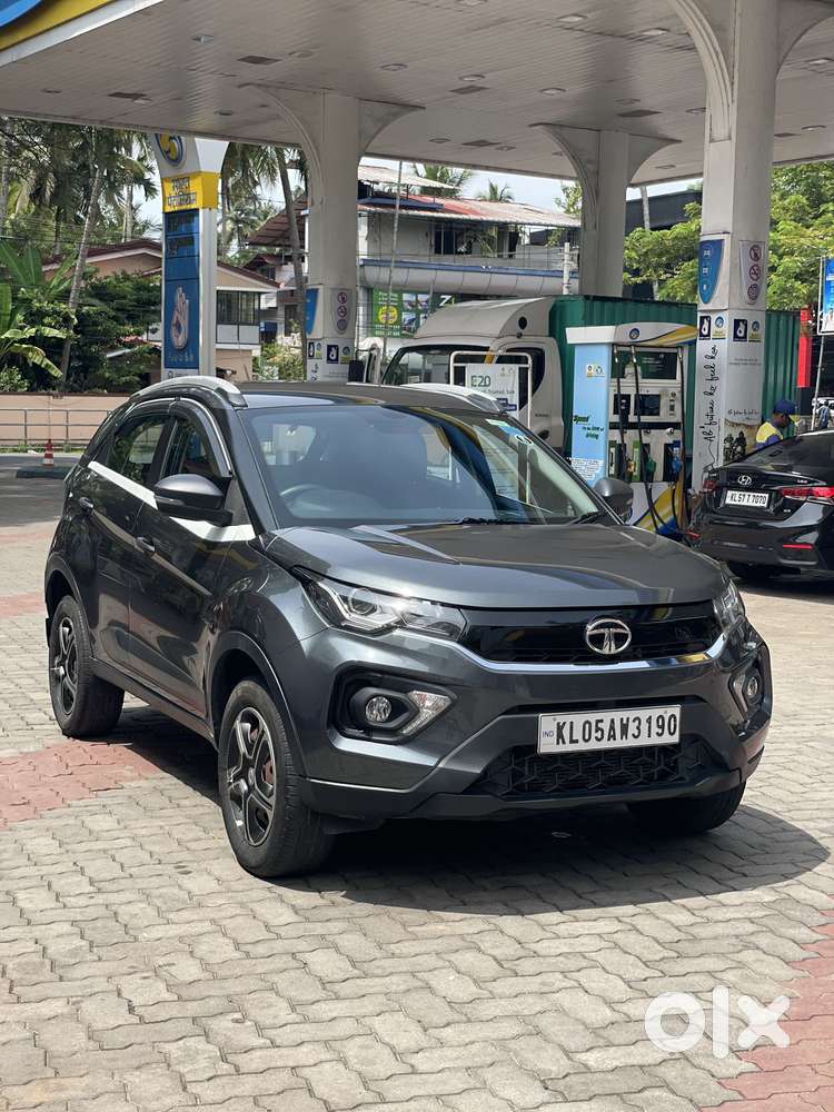 Tata Nexon Amt 1.2 Revotron Xma, 2020, Petrol
