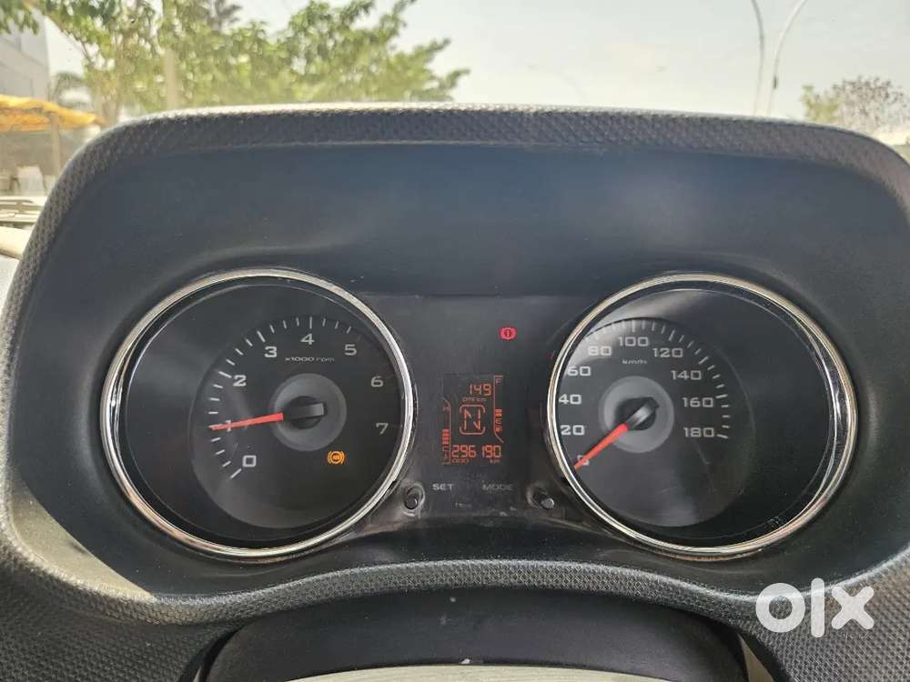 Mahindra Tuv 300 2017 Diesel Well Maintained