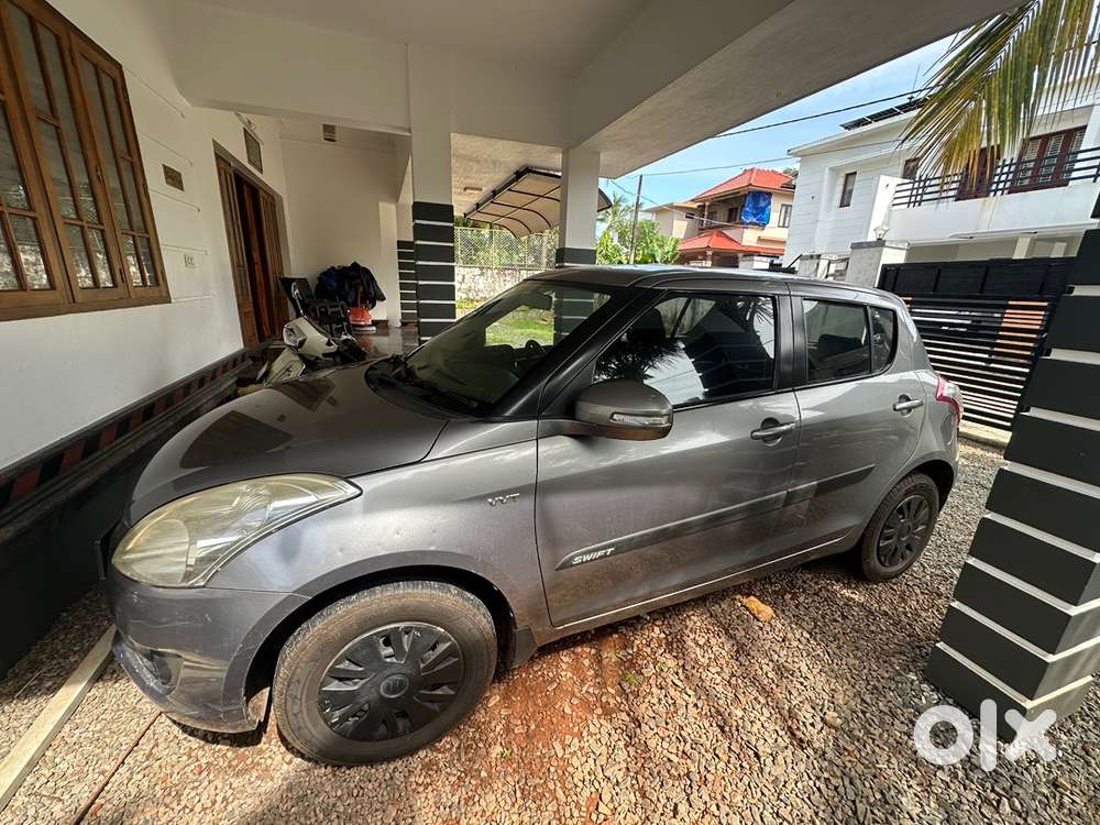 Maruti Suzuki Swift Petrol 2012