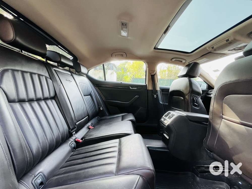 Skoda Superb L&k 2.0 Tdi At, 2019, Diesel