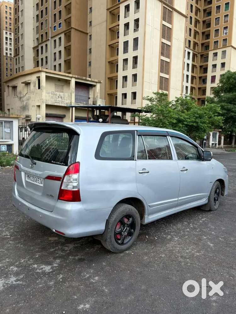 Toyota Innova Diesel 2014