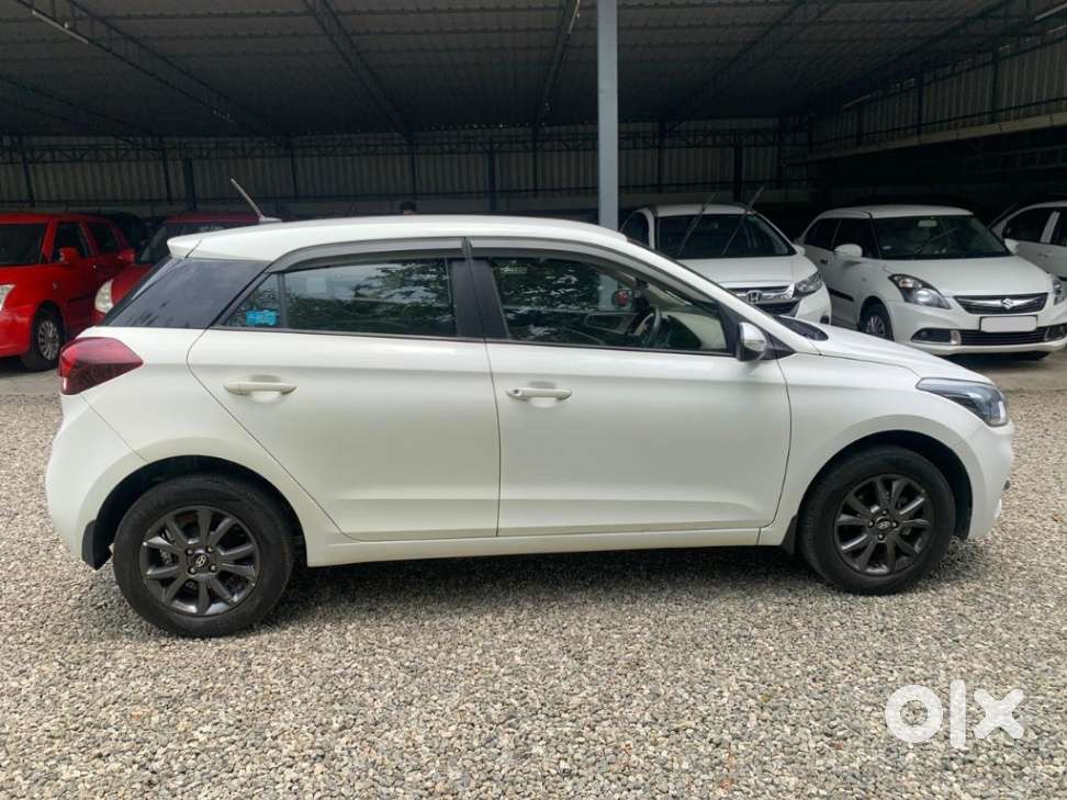 Hyundai I20 Asta (o) 1.2 Mt, 2019, Petrol