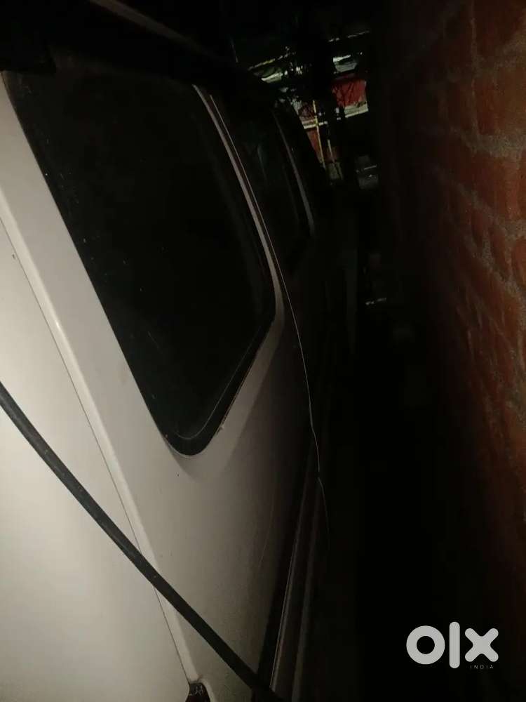 Maruti Suzuki Eeco 2023 Variant Smiles