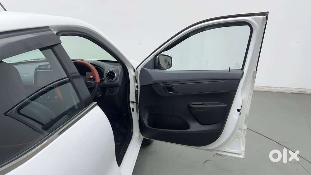 Renault Kwid 2019-ongoing 1.0 Rxt (o), 2021, Petrol