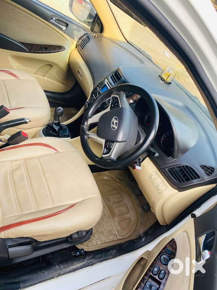 Hyundai Fluidic Verna 2011