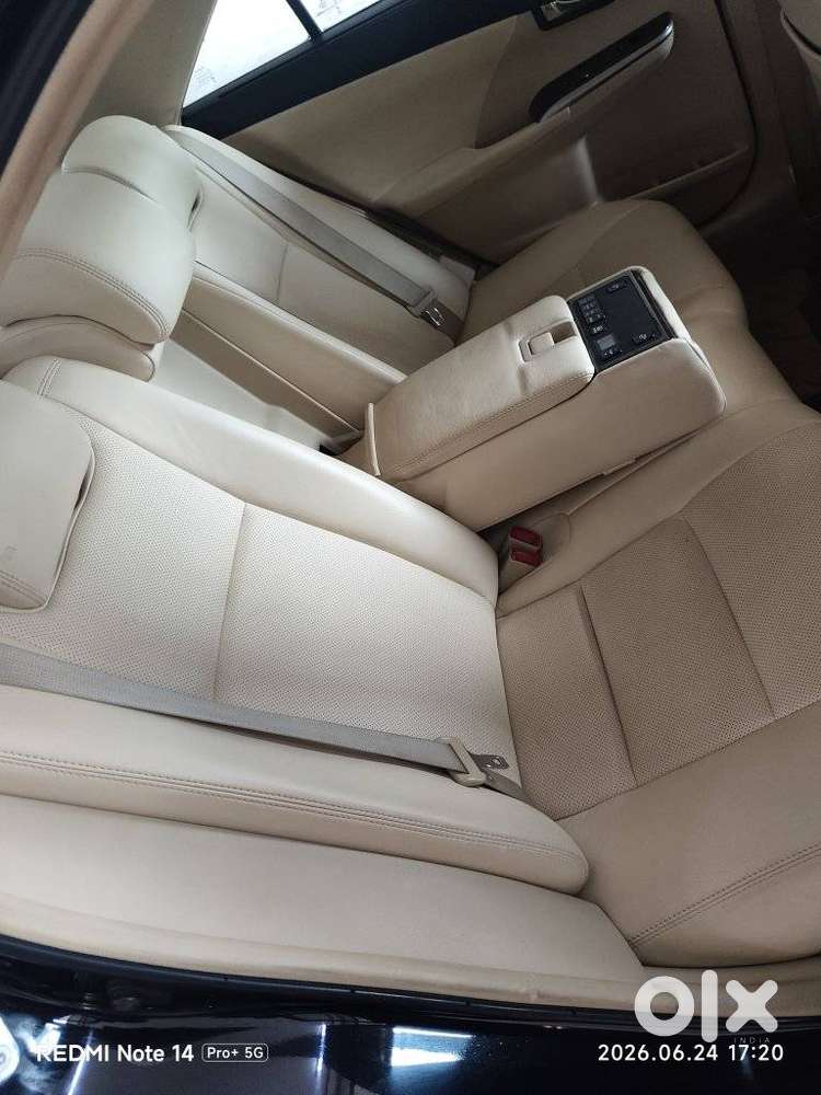 Toyota Camry Hybrid 2.5, 2016, Petrol